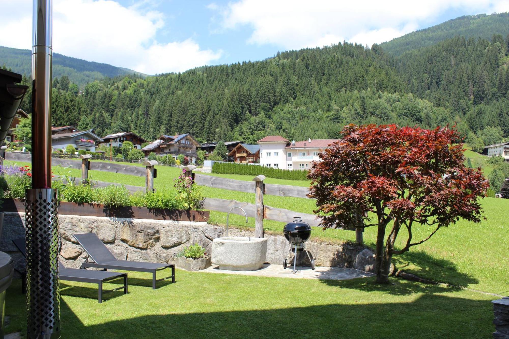 Bergauf With Hot Tub Holiday home *